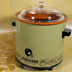 Vintage Crockpot - I still have one like this! 